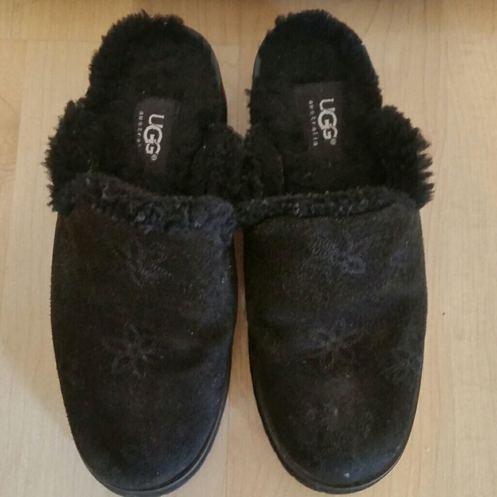 UGG Clogs